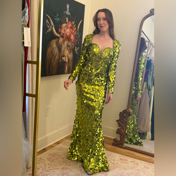 Elegant Disco Long Sleeve Sequin Dress in green - Picture 2 of 3